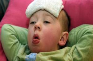 Красное горло насморк кашель и высокая температура у ребенка thumbnail